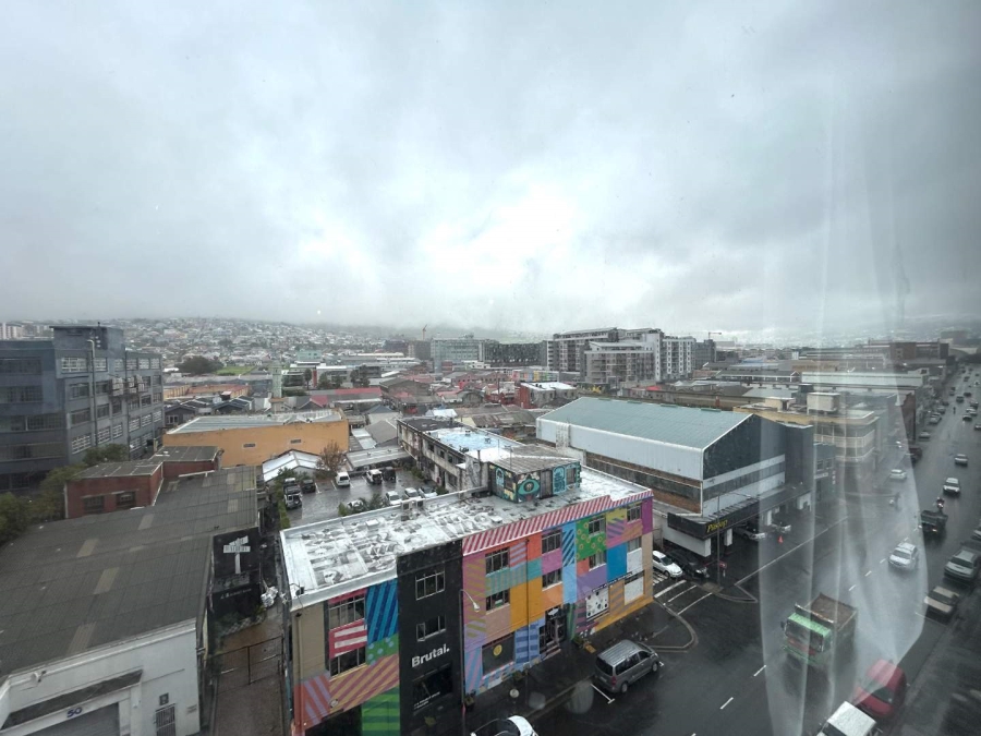 1 Bedroom Property for Sale in Woodstock Western Cape